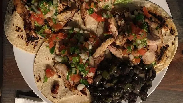 El Rulas Tacos