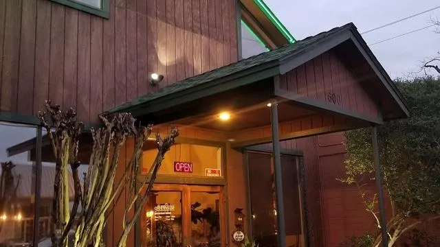 GreenHouse Restaurant and Bar