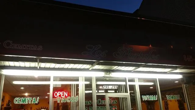 Los Portales Restaurant