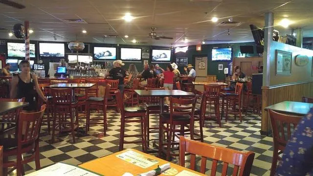 McMashers Sports Bar and Grill