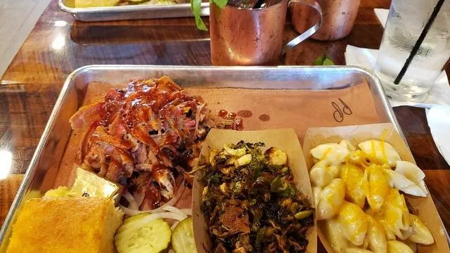 Molasses Smokehouse and Bar