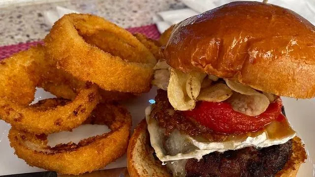 Rosie's Bar & Grill