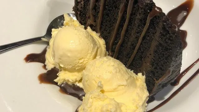Smokey Bones Springfield